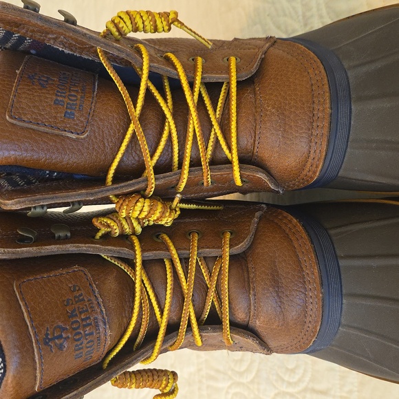 Brooks Brothers Duck Boots - Picture 2 of 7